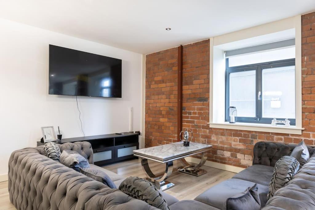 2 Bed Apartment With Pool Table Bradford  Ngoại thất bức ảnh